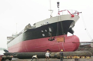 船舶專用上排下水橡膠氣囊,安全可靠、節(jié)約成本、操作簡單