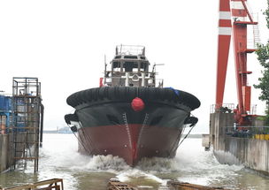 創(chuàng)新工藝顯神威，鎮(zhèn)江船廠3676kw全回轉(zhuǎn)拖船成功采用氣囊下水